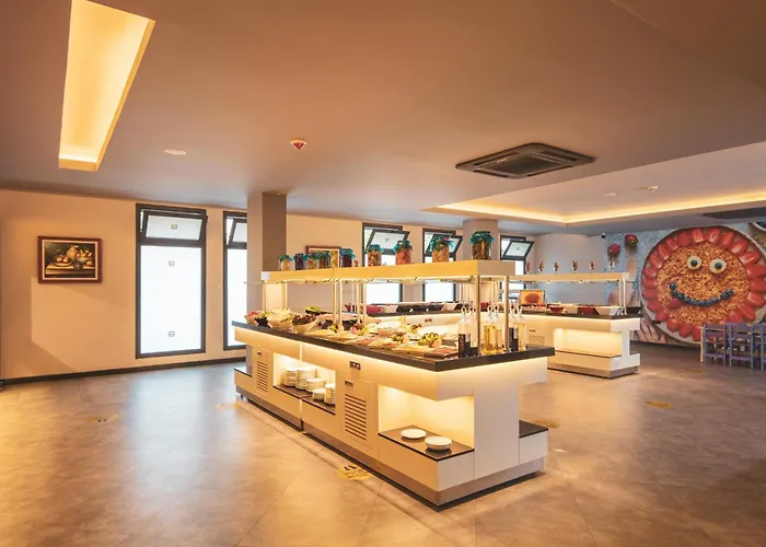 Orka World & Aquapark 4* Oludeniz