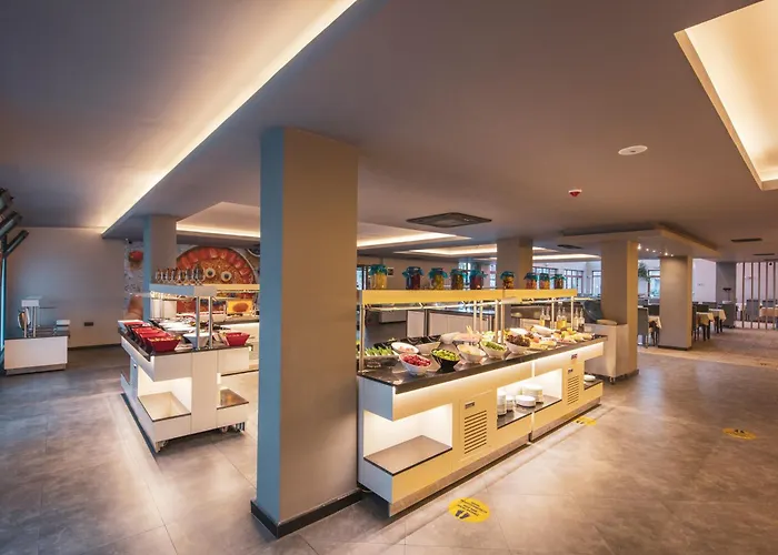 Orka World & Aquapark Szálloda 4*