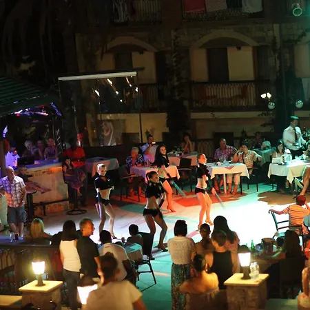 Orka World & Aquapark 4* 厄吕代尼兹