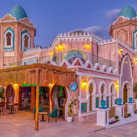 Orka World & Aquapark Otel 4*
